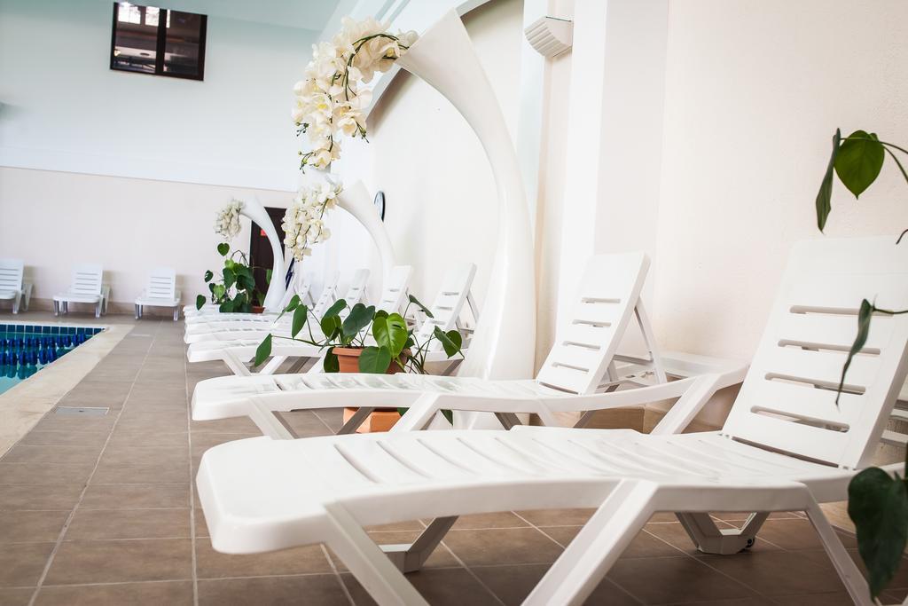 Europa Residence Atyraū 외부 사진