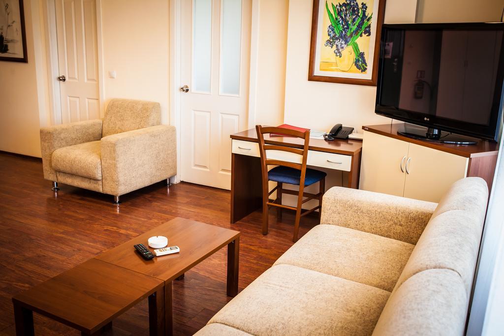 Europa Residence Atyraū 외부 사진